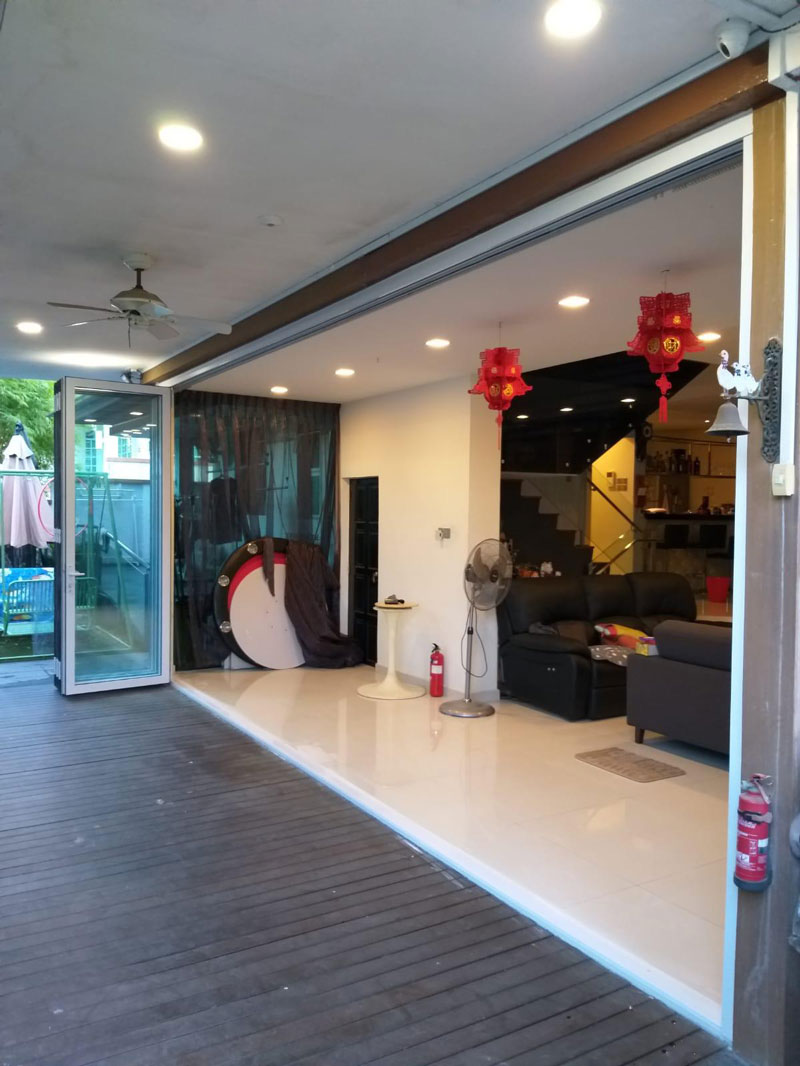 glass bifold door for residential project - 56A Dalvey Road