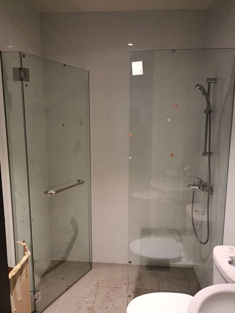 glass shower screen for residential project - 229B Sumang Lane